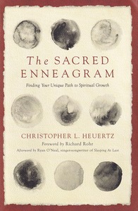 The Sacred Enneagram: Finding Your Unique Path to Spiritual Growth 封面