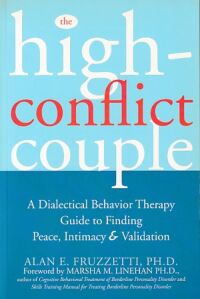 The High-Conflict Couple: A Dialectical Behavior Therapy Guide to Finding Peace, Intimacy, and Validation 封面