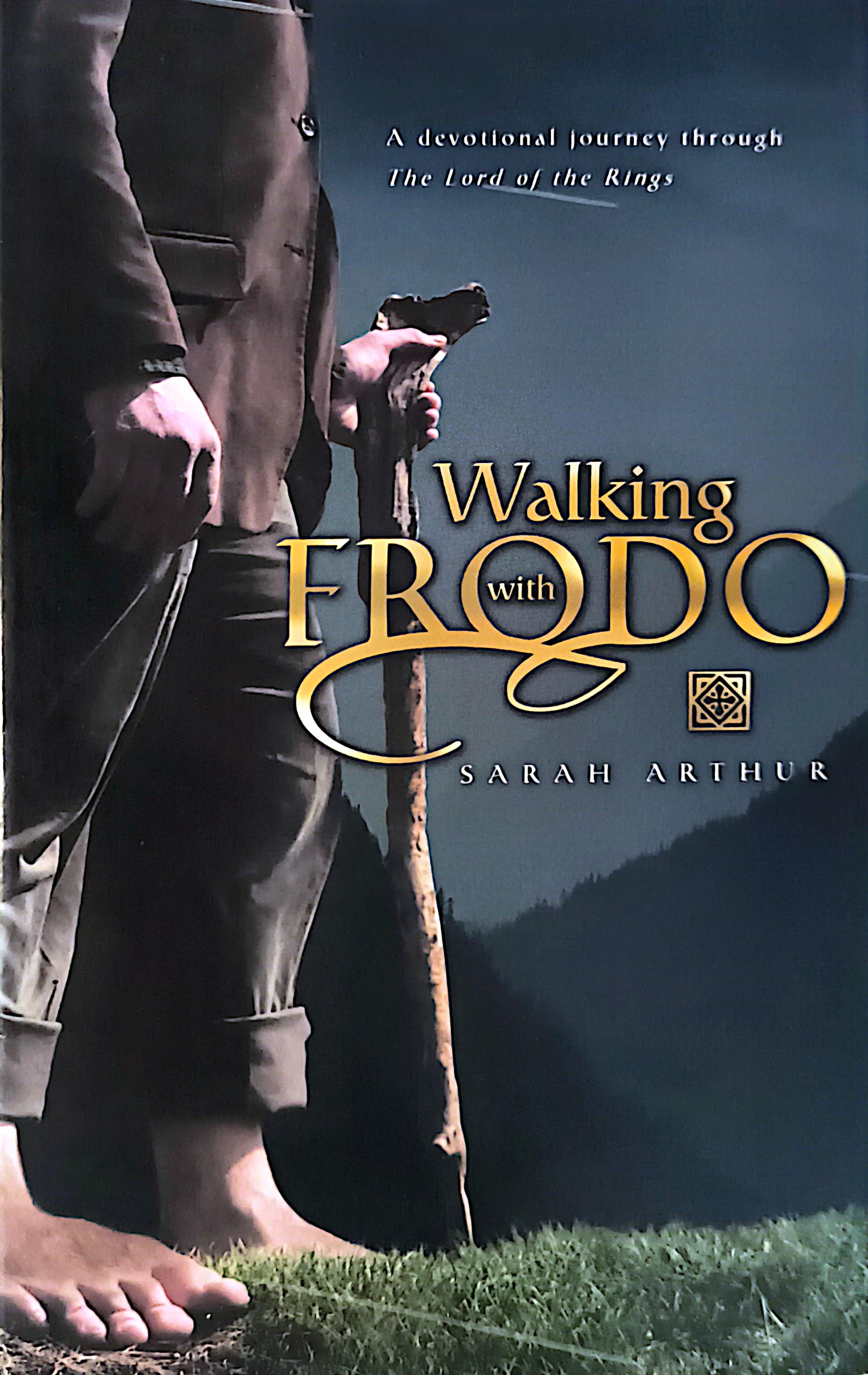 WALKING WITH FRODO 封面