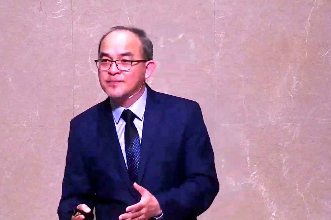 謝木水以撒母耳記上3章少年撒母耳蒙召,為研經培靈會最後一晚帶來「深夜裡的微聲」